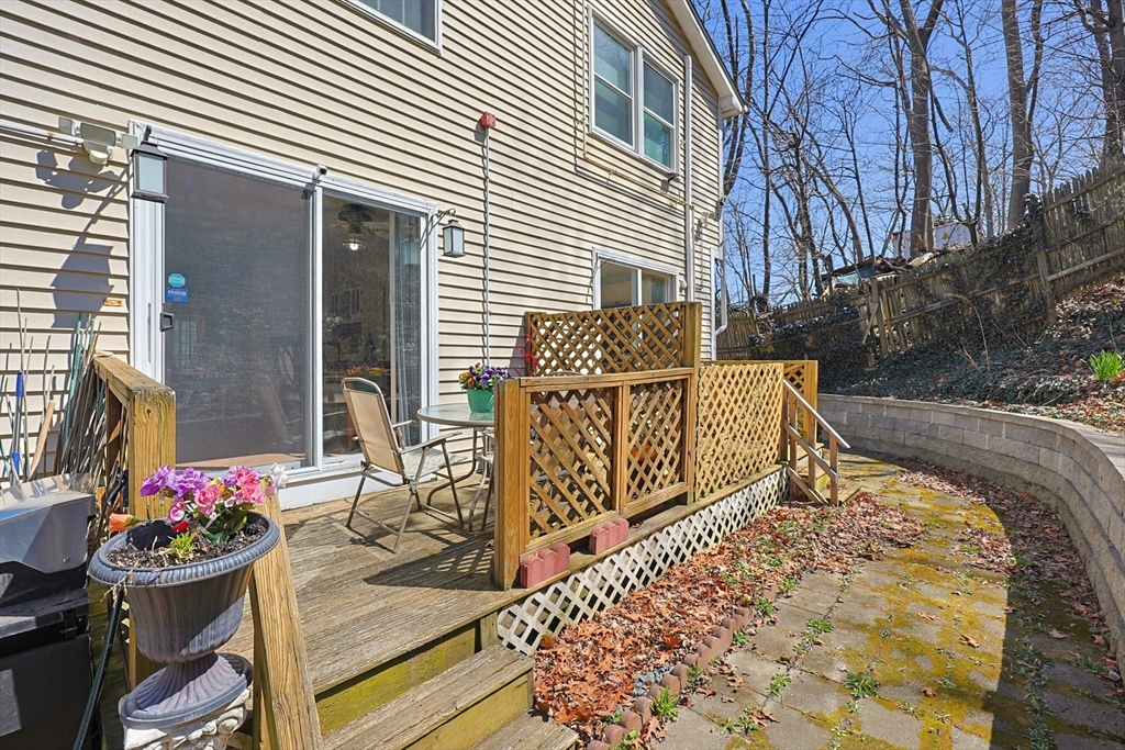 150 Webster Ave 3