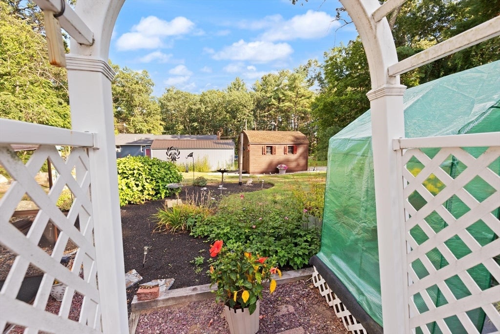 35 Marston St, Tewksbury, MA Photo #35