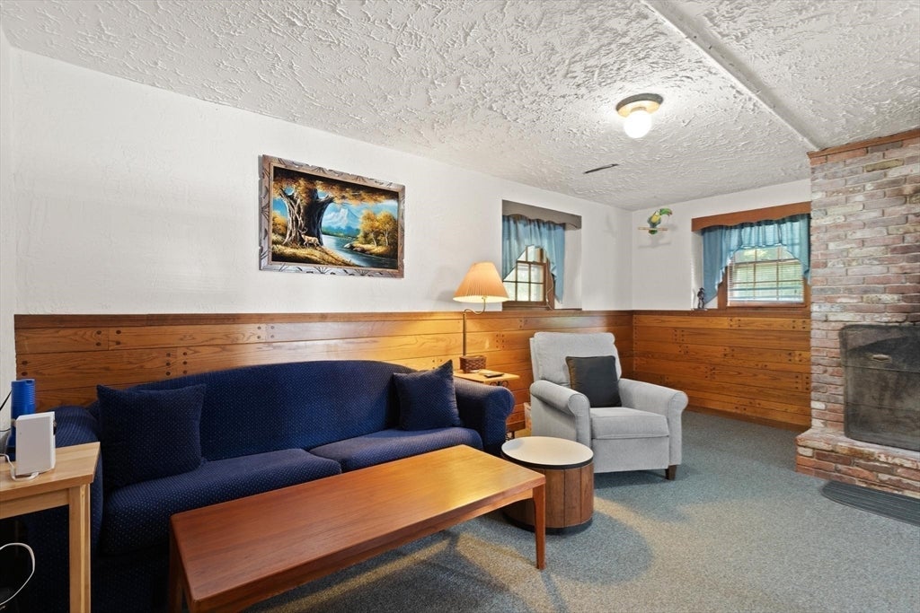 35 Marston St, Tewksbury, MA Photo #20