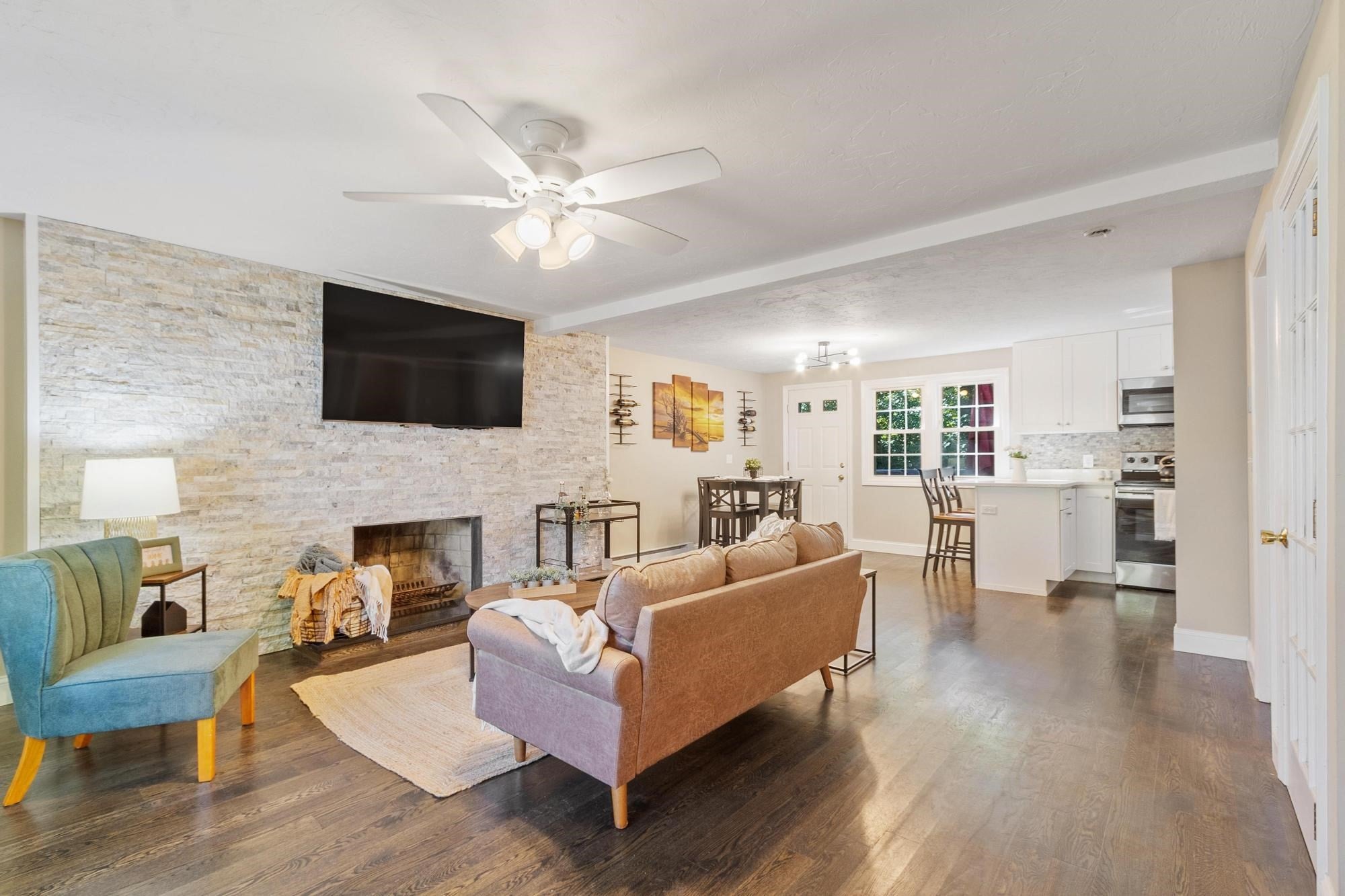 15 Tiffany Cir #15, Millbury, MA Photo #7
