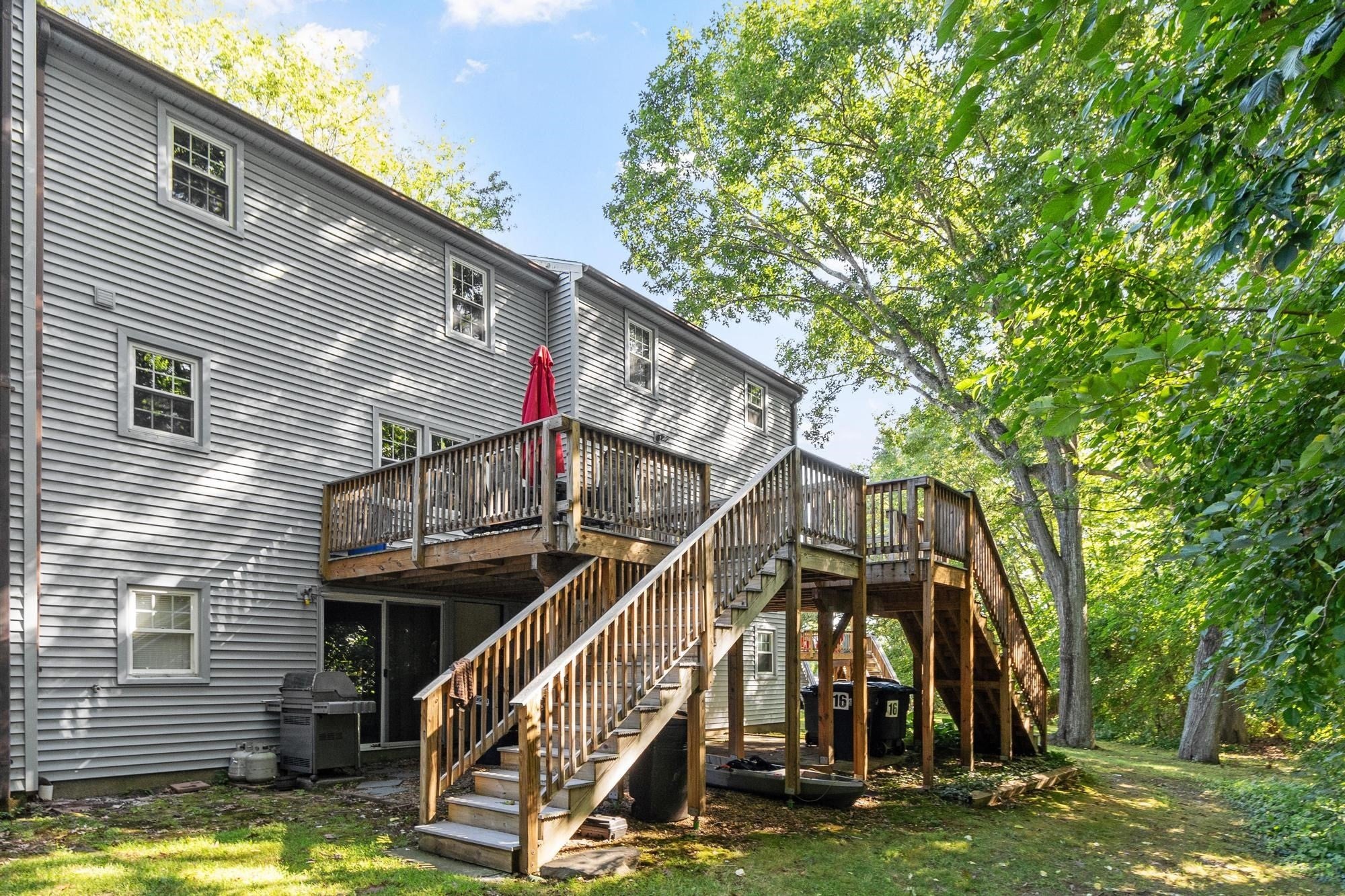 15 Tiffany Cir #15, Millbury, MA Photo #3