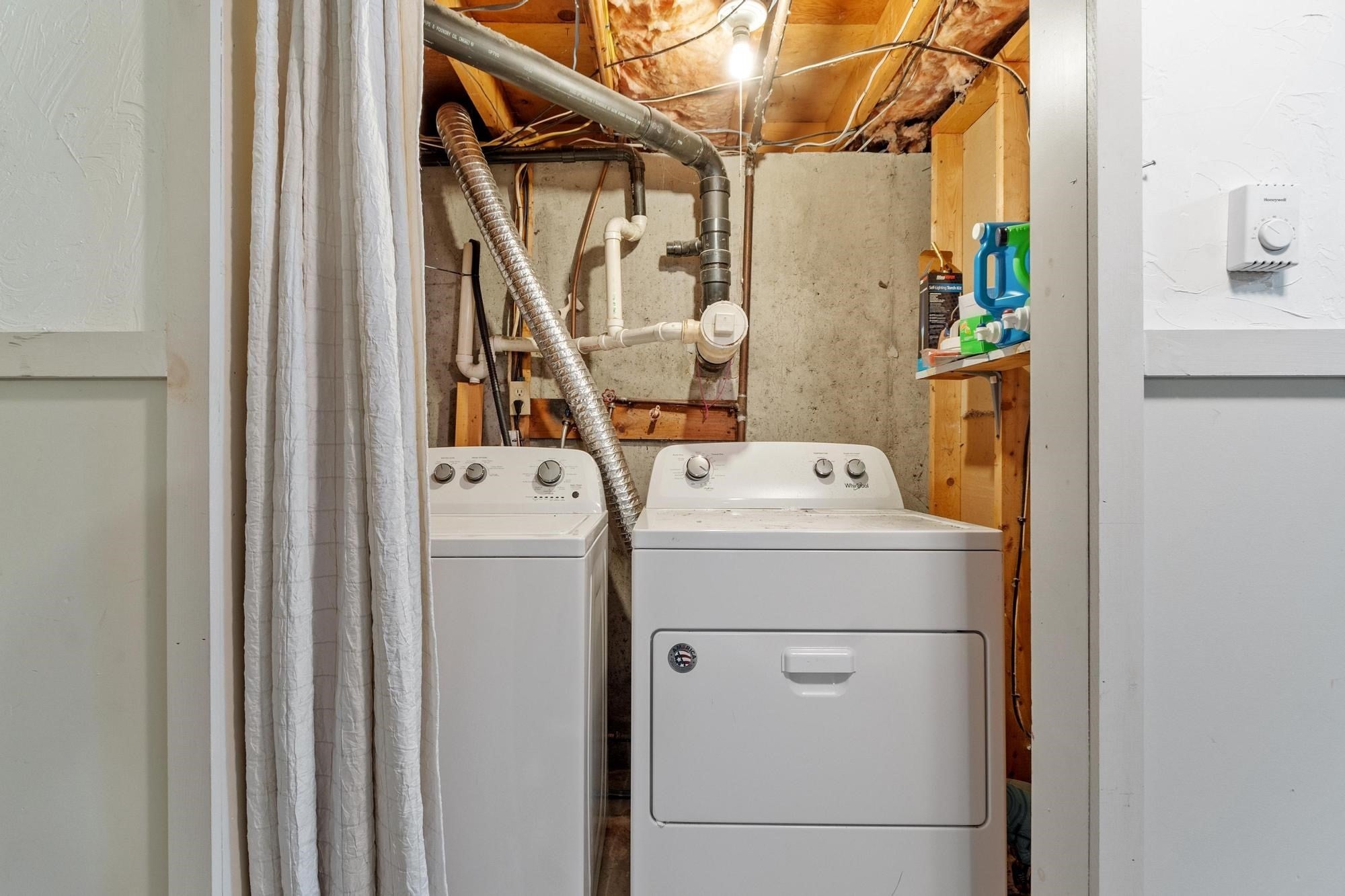 15 Tiffany Cir #15, Millbury, MA Photo #29