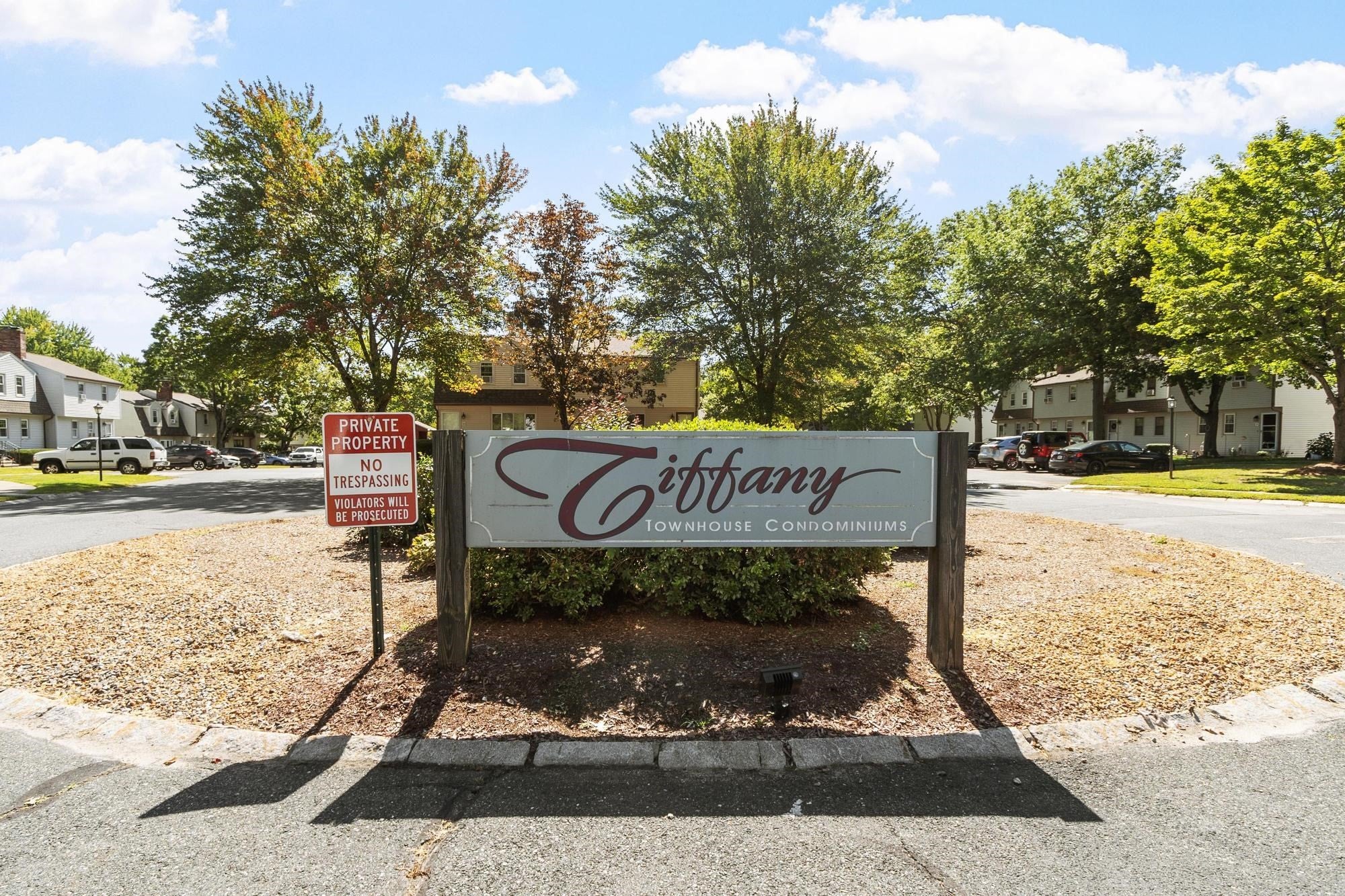 15 Tiffany Cir #15, Millbury, MA Photo #34
