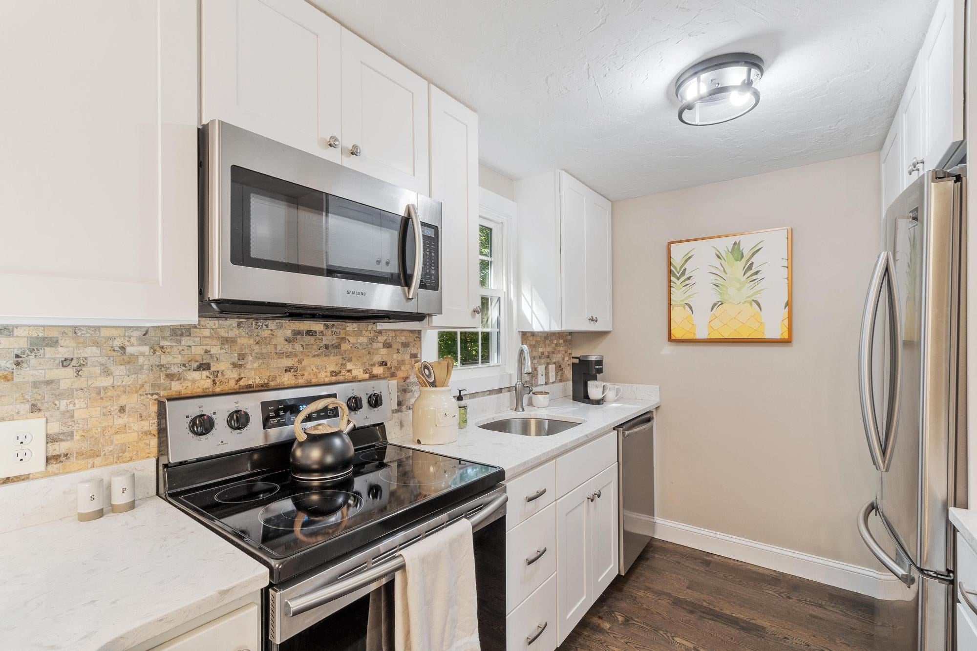 15 Tiffany Cir #15, Millbury, MA Photo #16