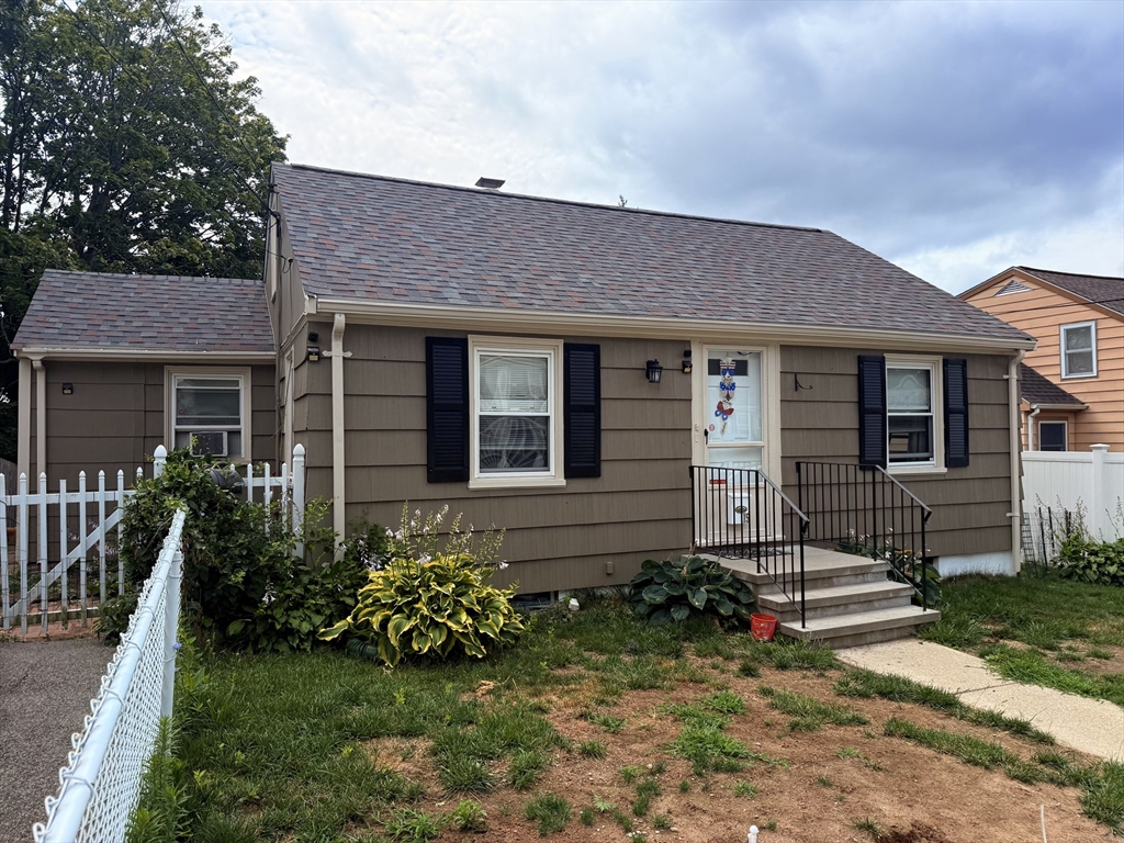15 Hallron St