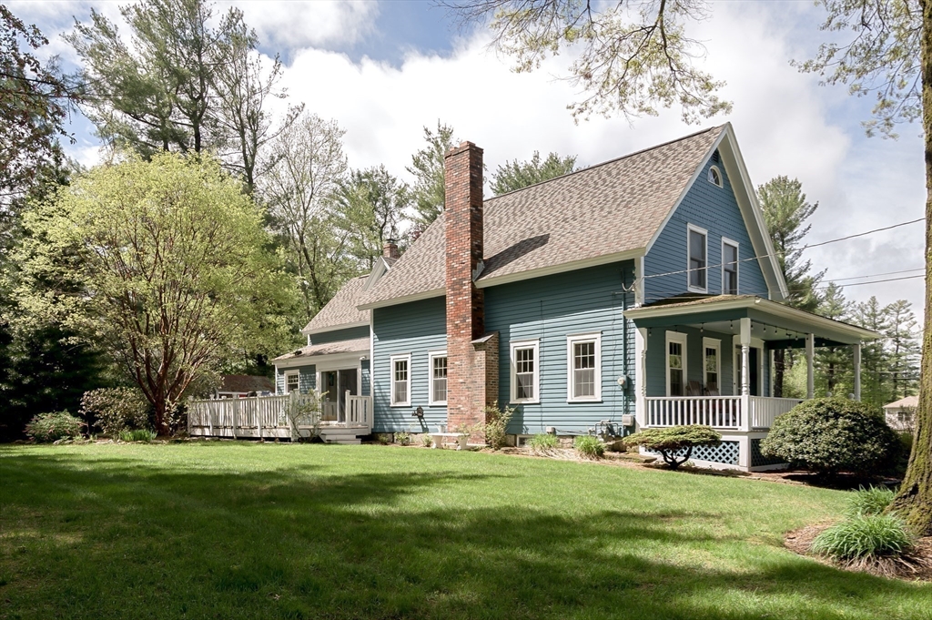 27 Water St