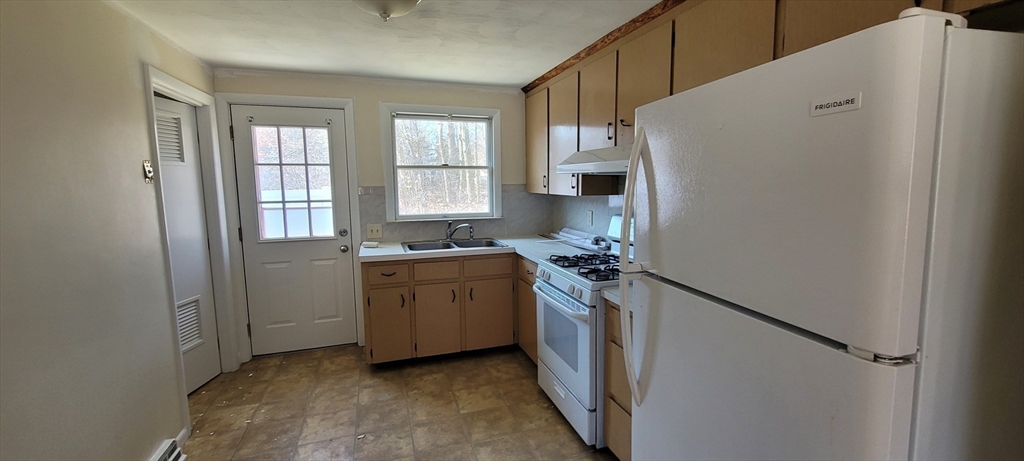 186 Manzella Ct 0