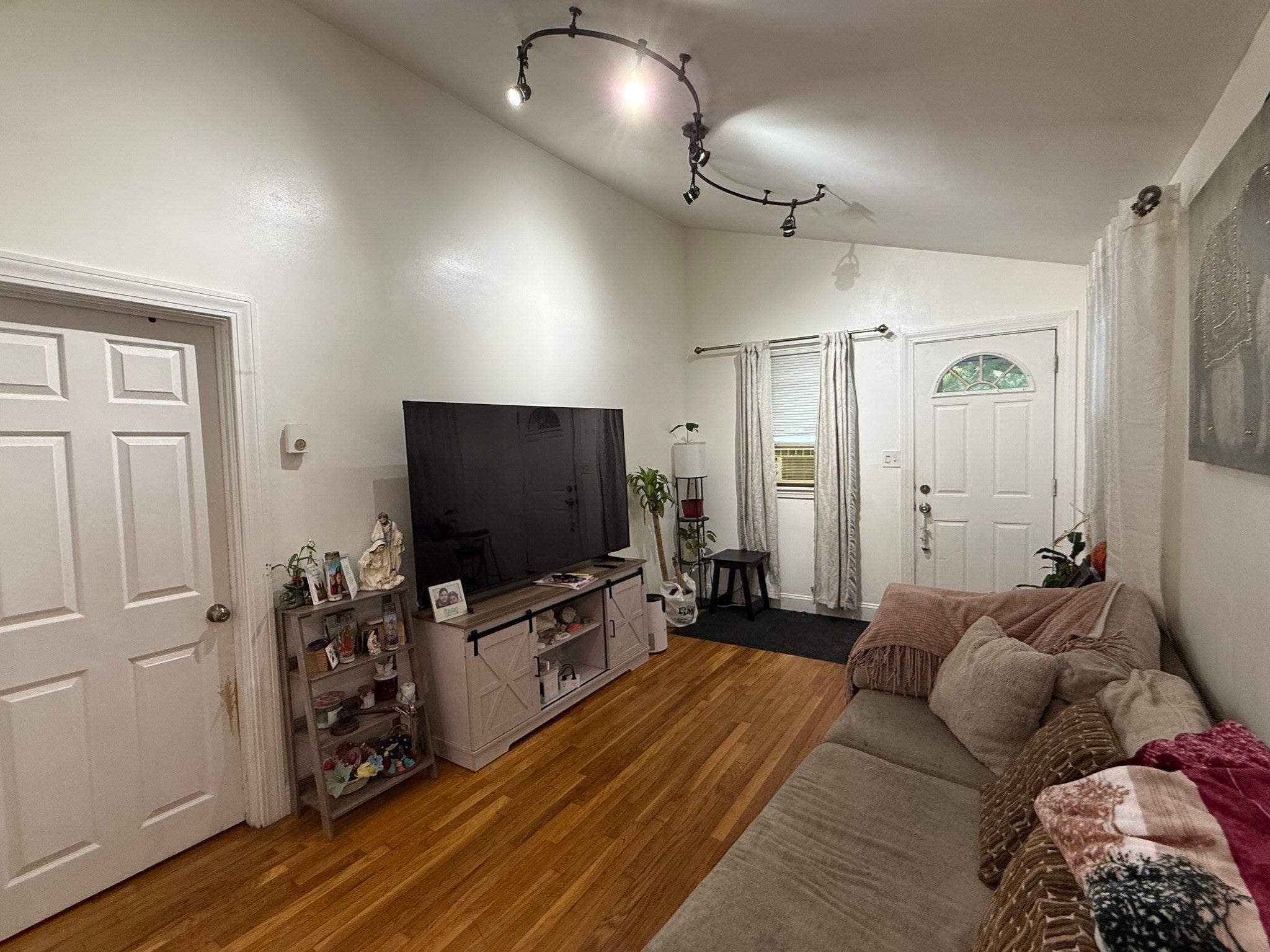 35 Cheever St, Revere, MA, 35 Cheever St, Revere, MA Photo #6