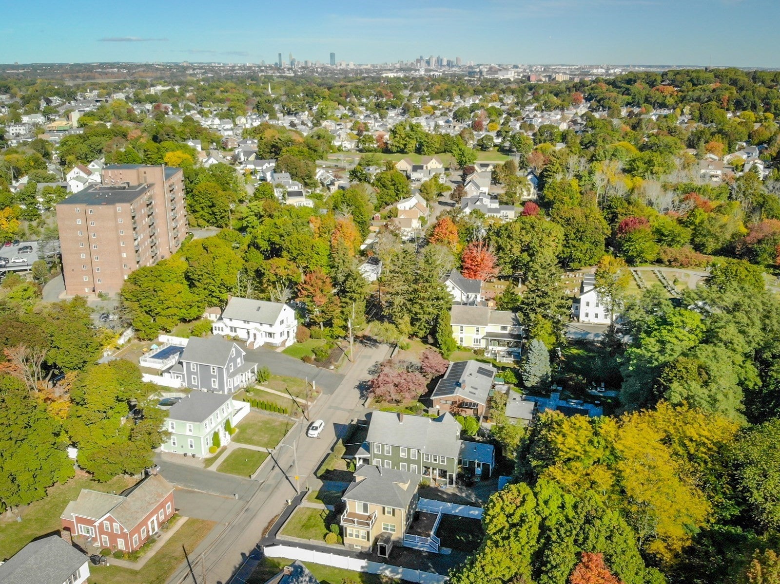 102 Hall Pl, Quincy, MA Photo #38
