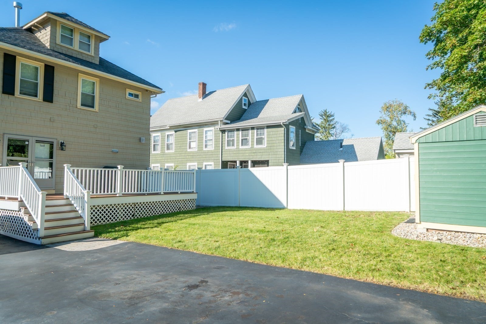 102 Hall Pl, Quincy, MA Photo #31