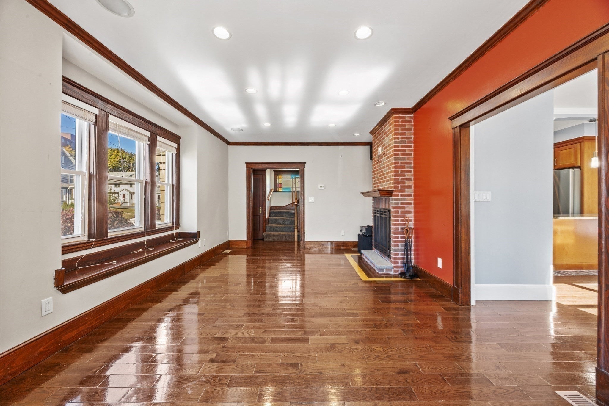 102 Hall Pl, Quincy, MA Photo #11