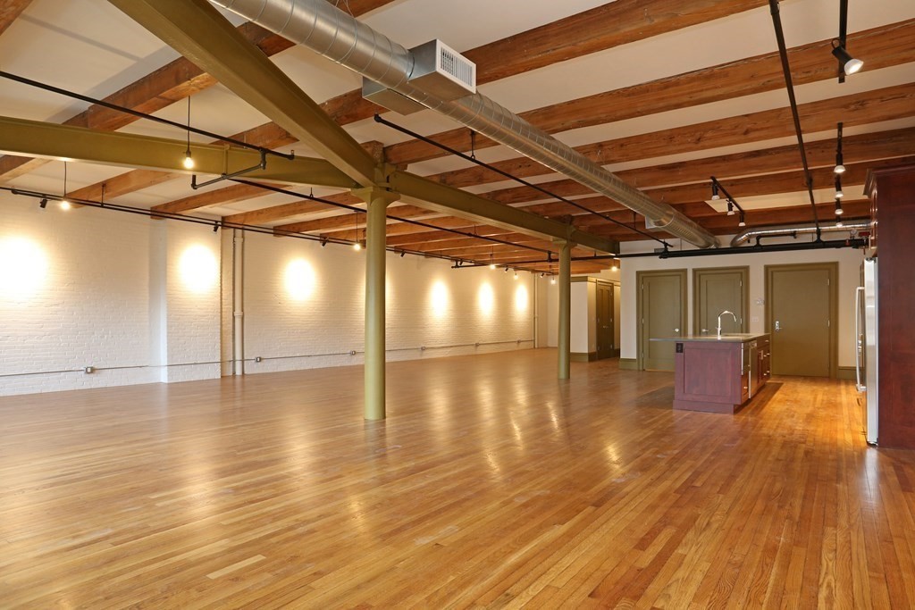 144 Lincoln Street 5