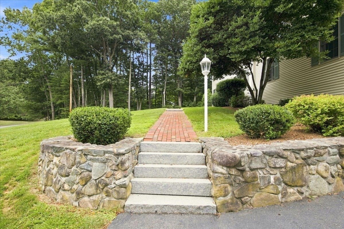 60 Wagon Road