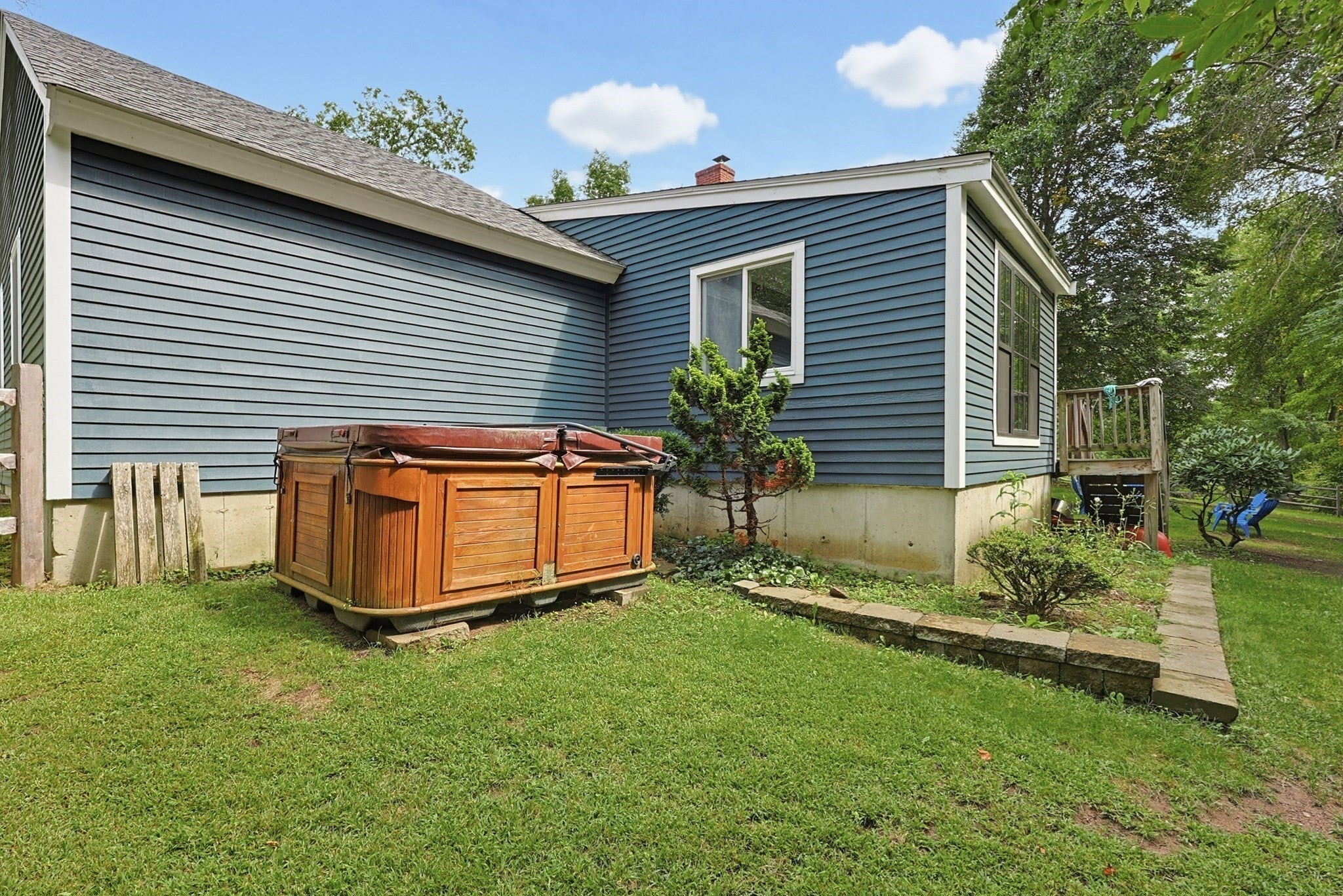 79 Mount Lebanon St, Pepperell, MA, 79 Mount Lebanon St, Pepperell, MA Photo #5