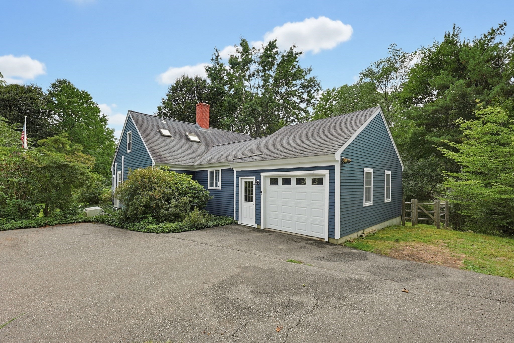 79 Mount Lebanon St, Pepperell, MA, 79 Mount Lebanon St, Pepperell, MA Photo #2