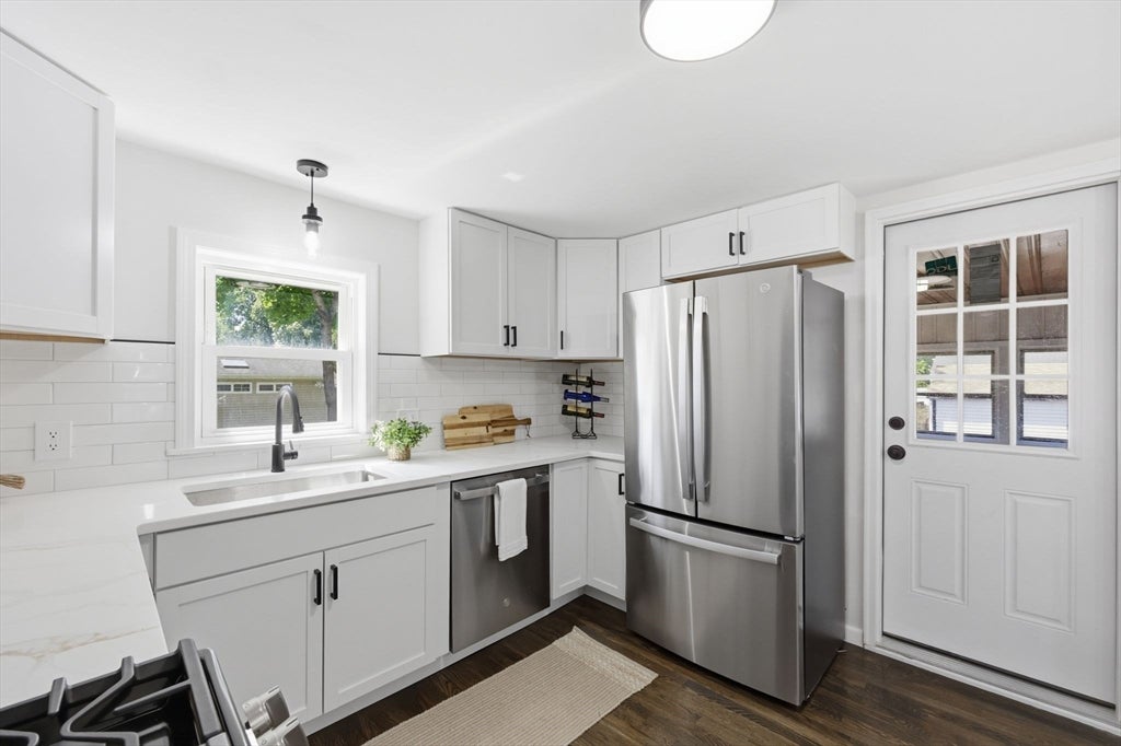 505 Prospect St, Chicopee, MA, 505 Prospect St, Chicopee, MA Photo #8
