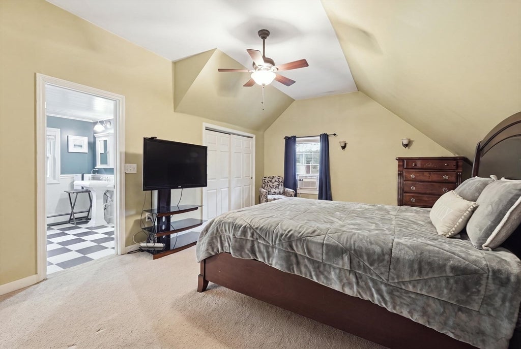 51 Whittemore Rd, Sturbridge, MA Photo #19