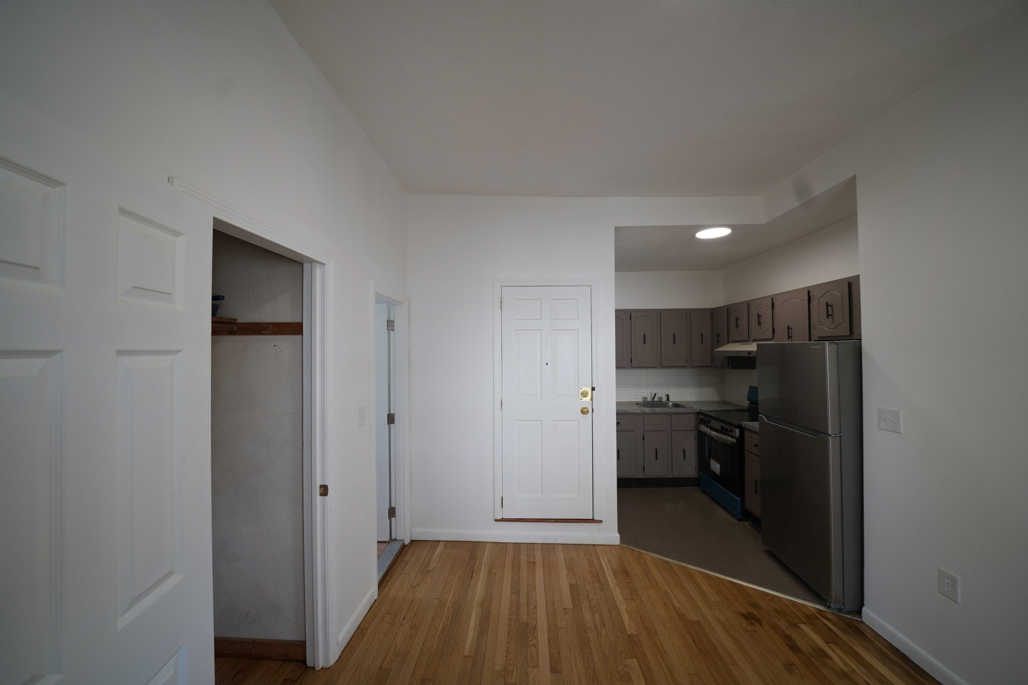 25 Temple ST #1L, Somerville, MA Photo #3