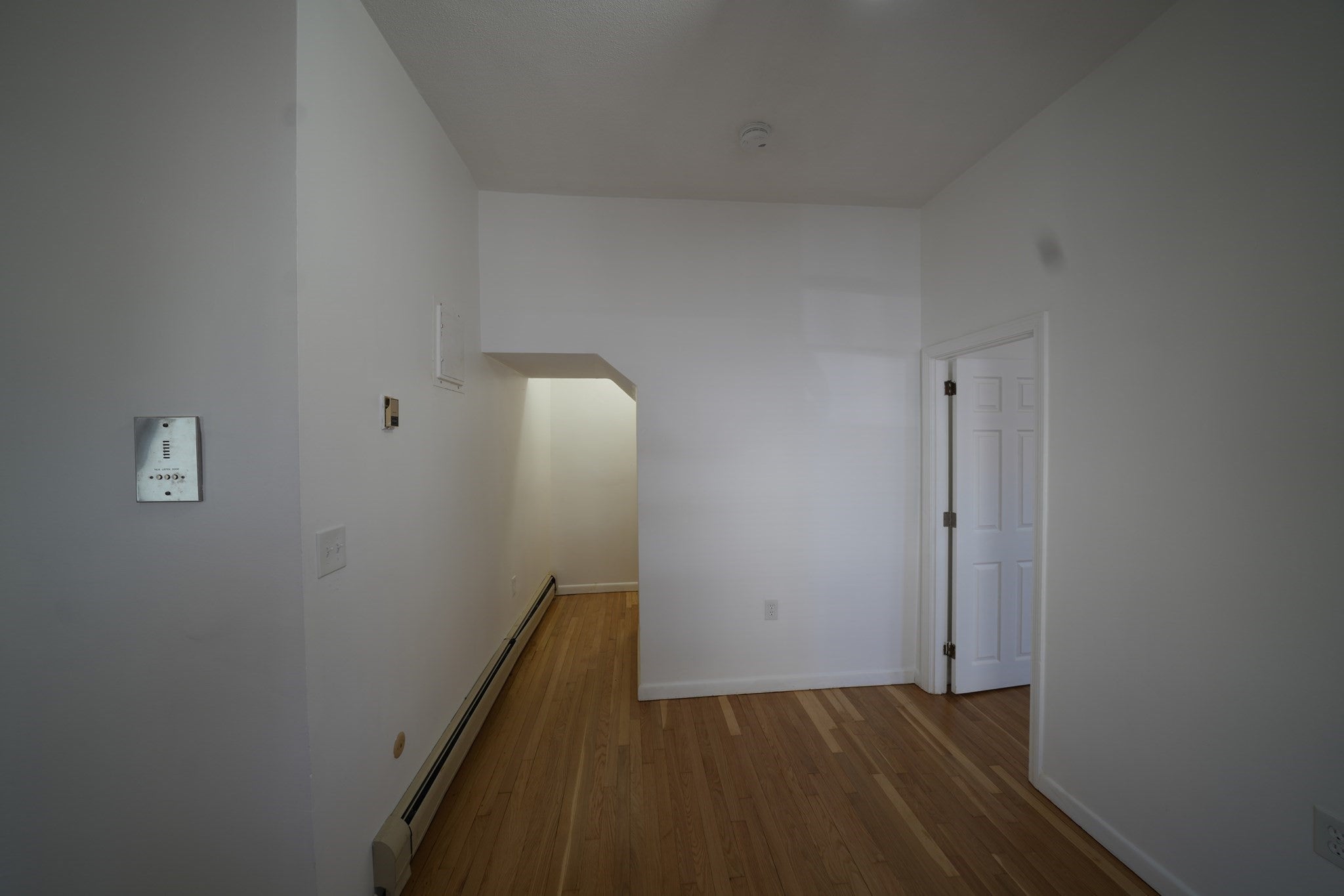 25 Temple ST #1L, Somerville, MA Photo #4
