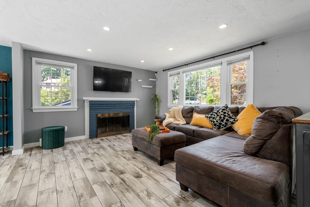 43 Arapahoe Rd