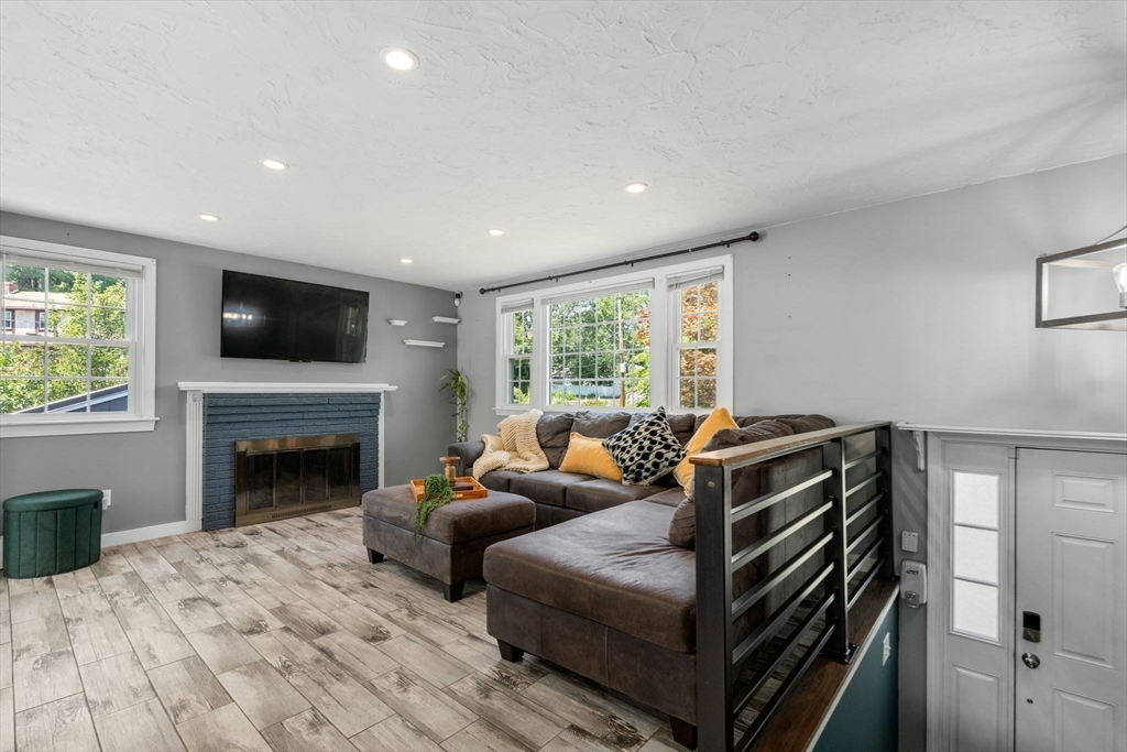 43 Arapahoe Rd