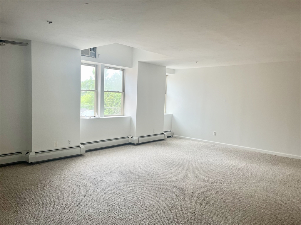 205 Chapin St A4