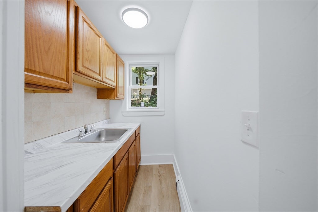127-129 Cedar St, Haverhill, MA Photo #14