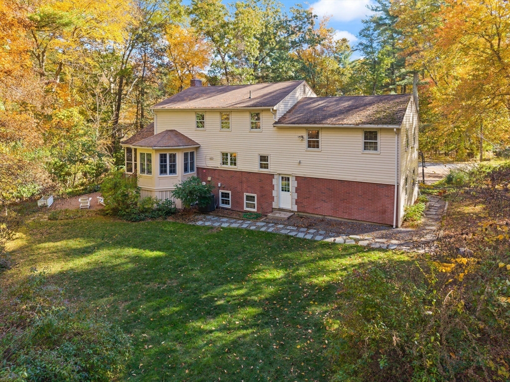 16 Blacksmith Dr