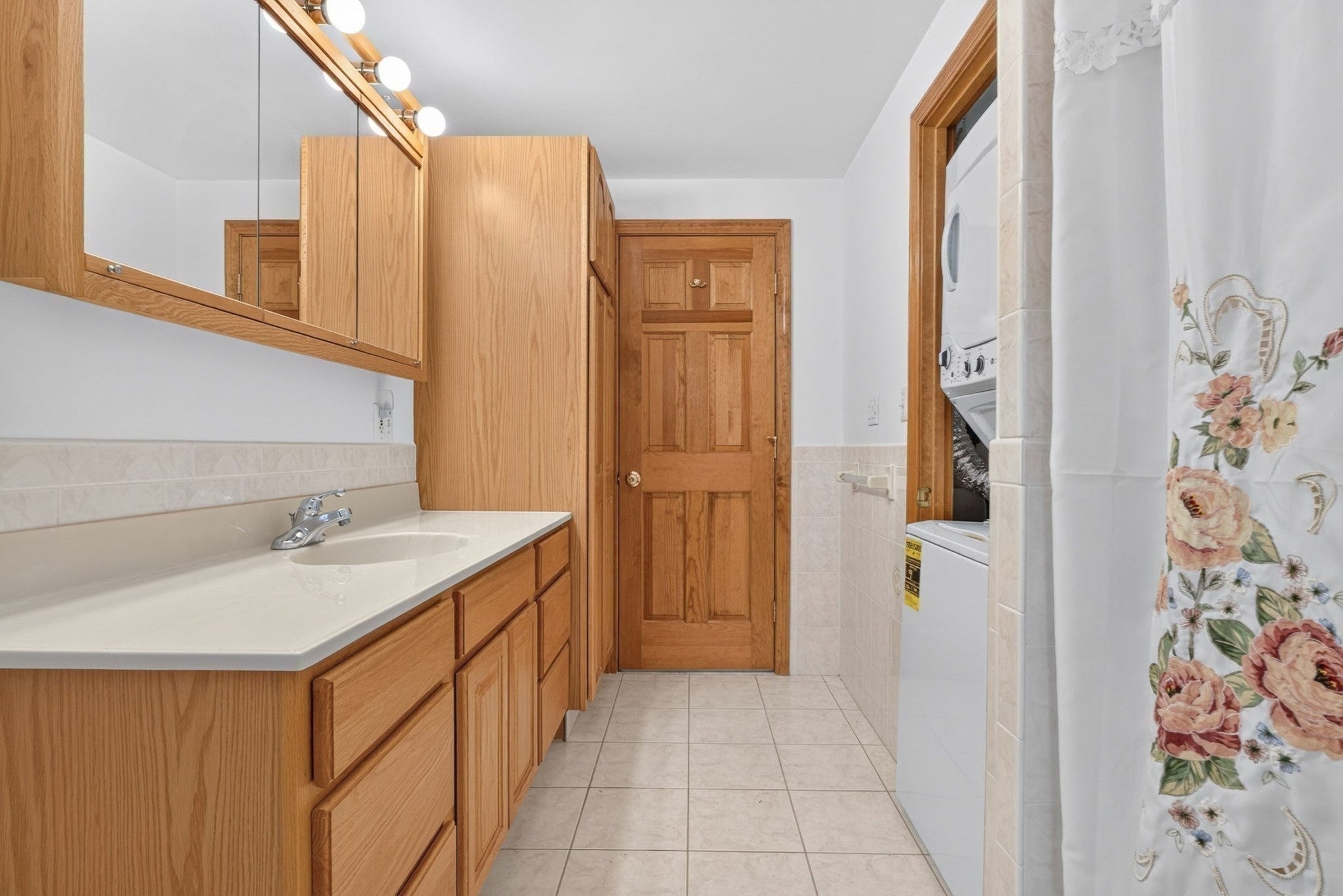 563 Old Post Road, North Attleboro, MA Photo #15