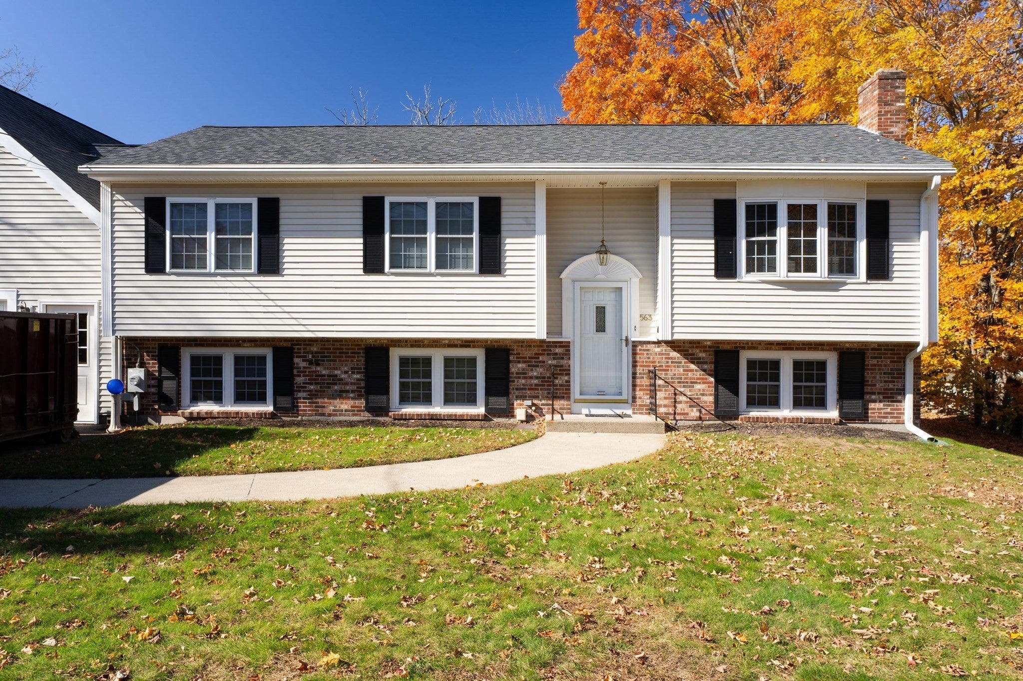563 Old Post Road
