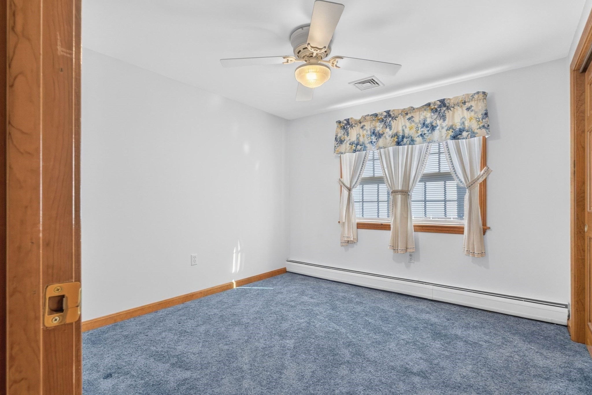563 Old Post Road, North Attleboro, MA Photo #16