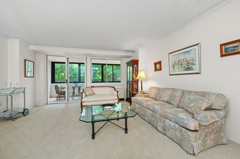 2 Hawthorne Place 2E & 2F Boston MA 02114