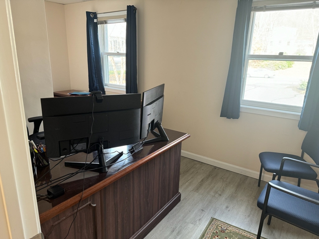 345 Boston Post Rd H