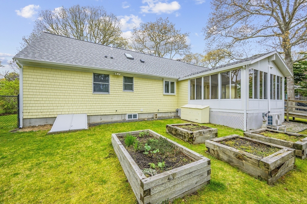 61 Continental Dr, Harwich, MA Photo #17