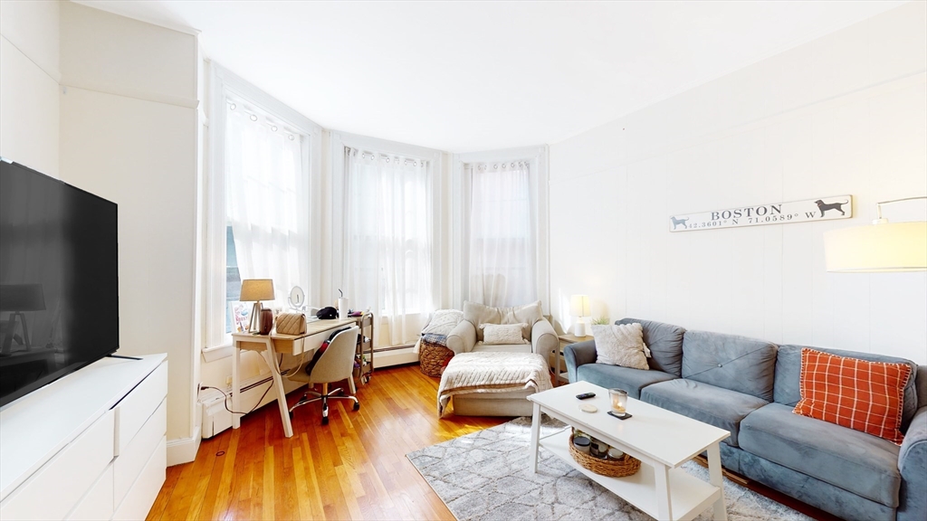 289 Beacon 6