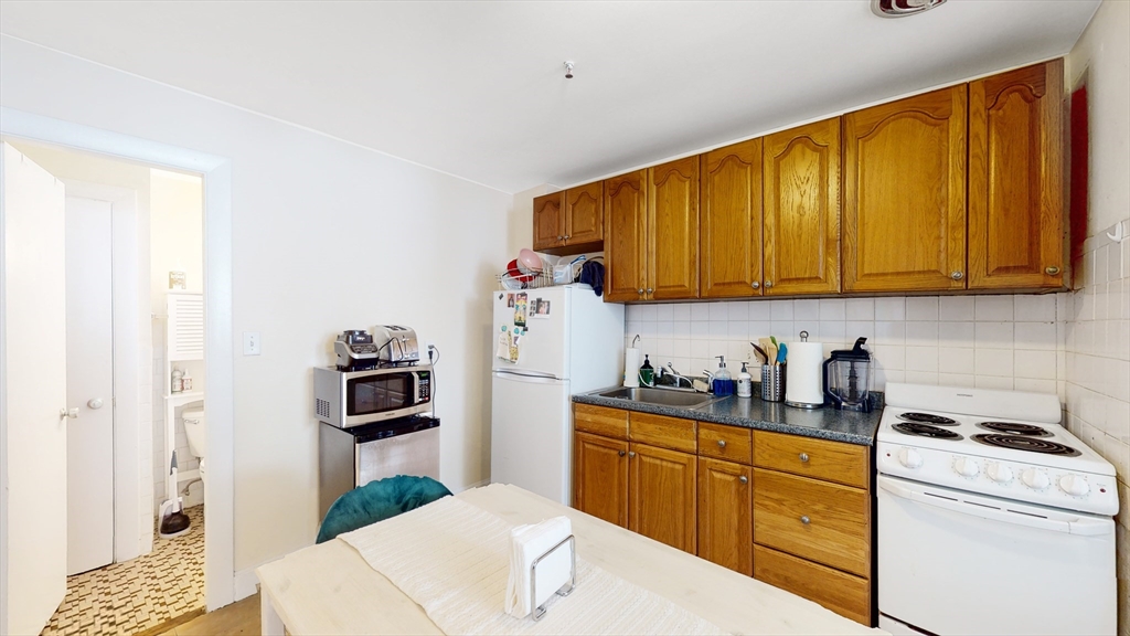 289 Beacon 6