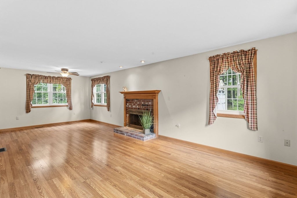 4 Stevens Ter, Merrimac, MA Photo #7