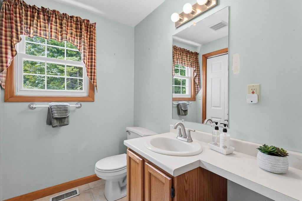 4 Stevens Ter, Merrimac, MA Photo #23