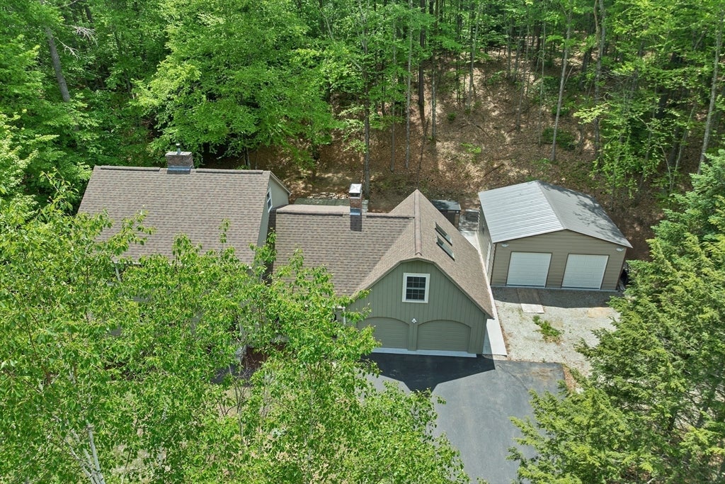 20 Fox Den Road