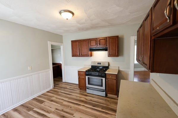 42 COLONIAL AVE APT 3, DORCHESTER CENTER, MA 02124 - Image b45e068052fa6cf4ca96a5dd2c7e8c84/720162243