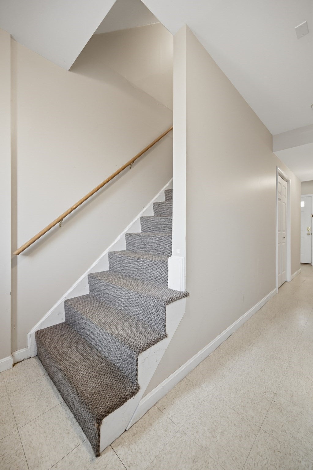 61 Pine St #13, Attleboro, MA, 61 Pine St #13, Attleboro, MA Photo #5