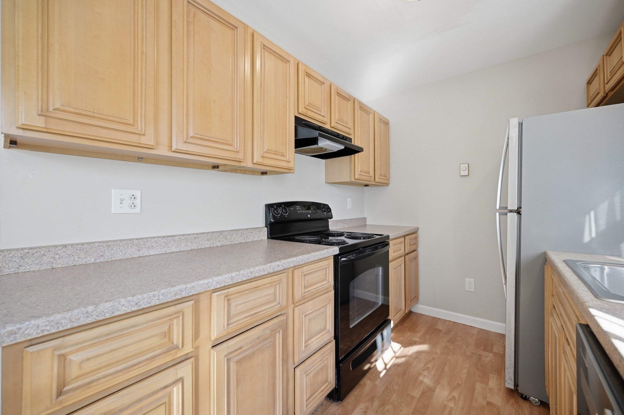 61 Pine St #13, Attleboro, MA, 61 Pine St #13, Attleboro, MA Photo #11