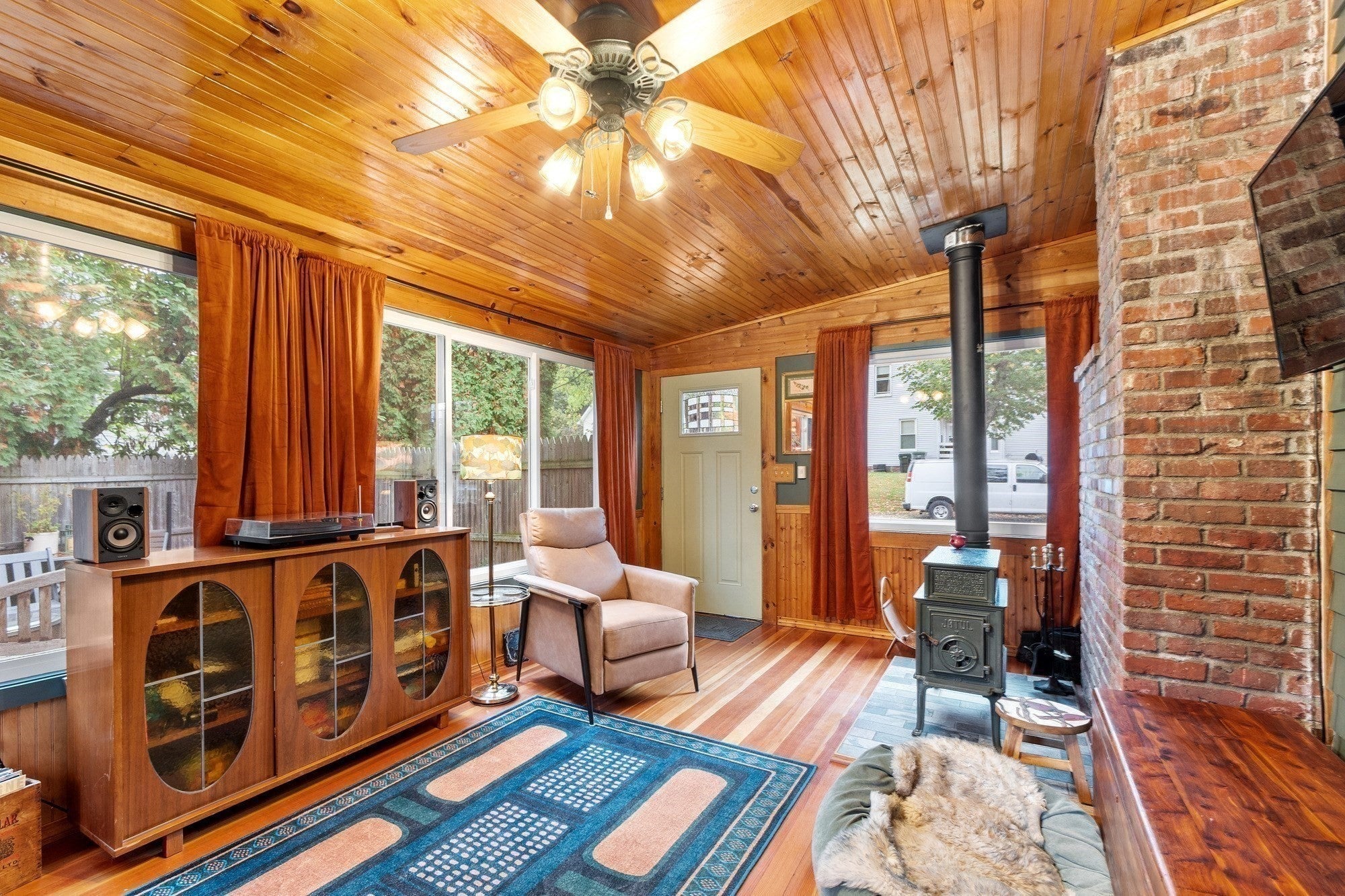8 Grant St Ext, Framingham, MA Photo #28