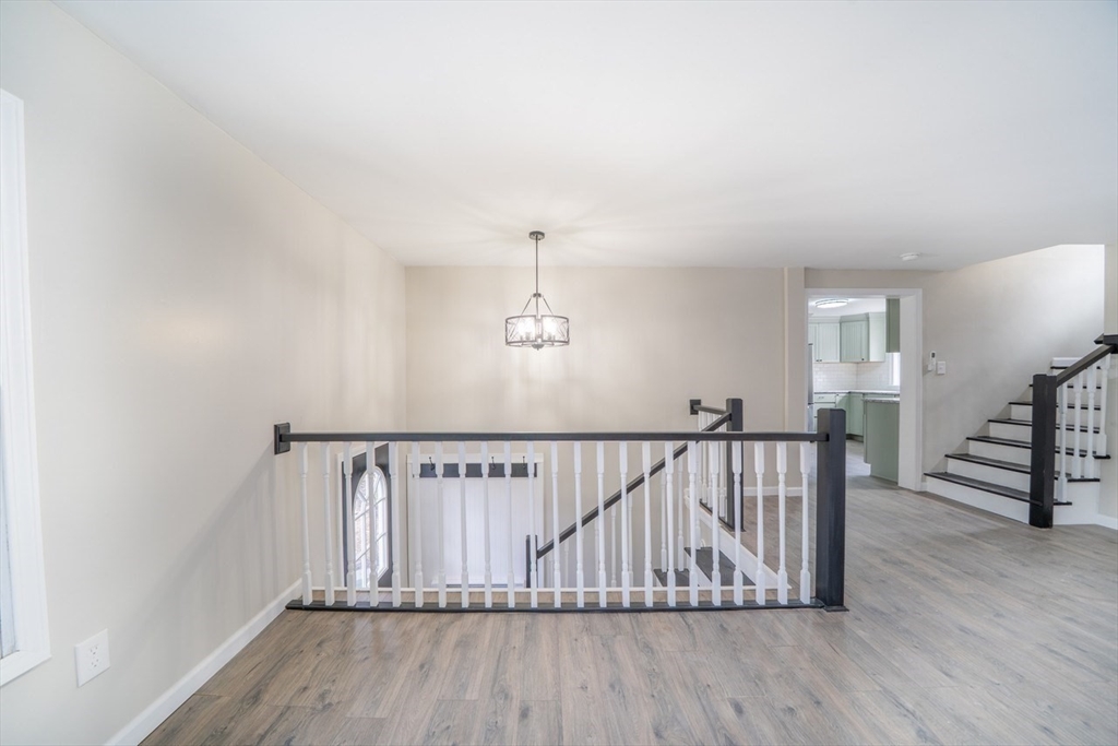 81 Taylor Rd