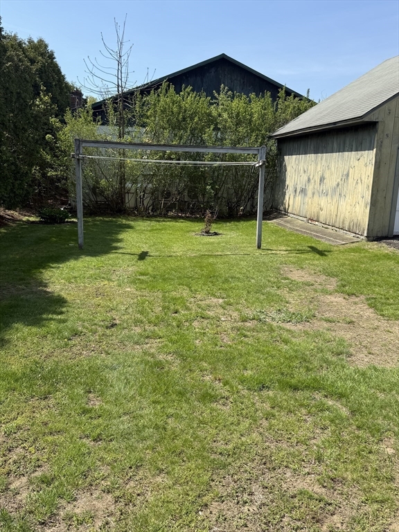 128 Silver St, Greenfield, MA Photo #8