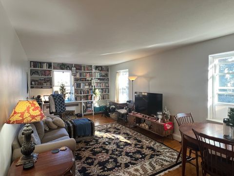Photo of 395 Broadway #R2C, Cambridge, MA 02139 (MLS # 73461698)
