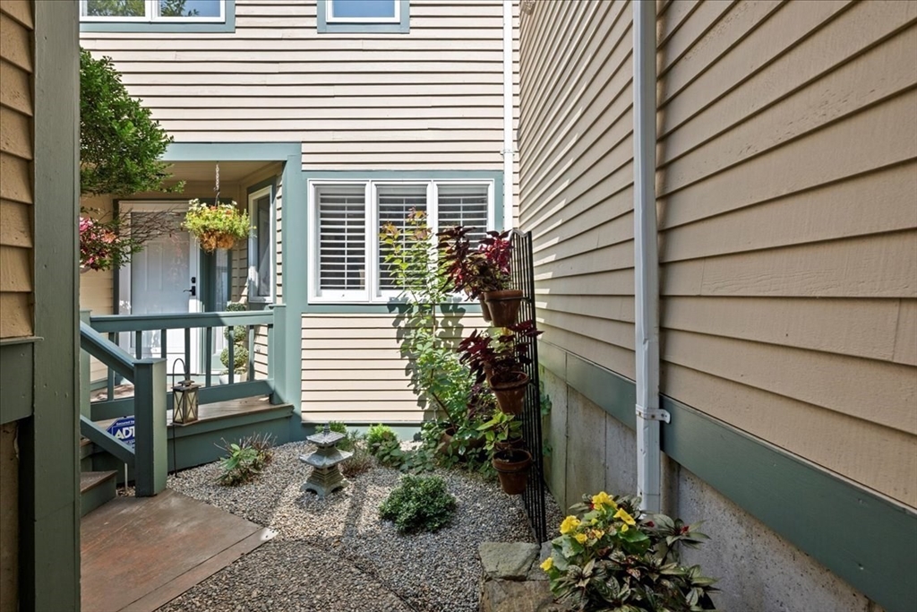 45 Lebeaux Dr 45