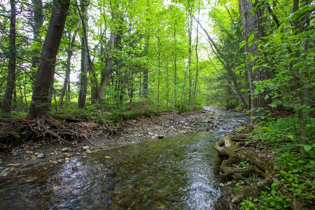 31 W Oxbow Rd