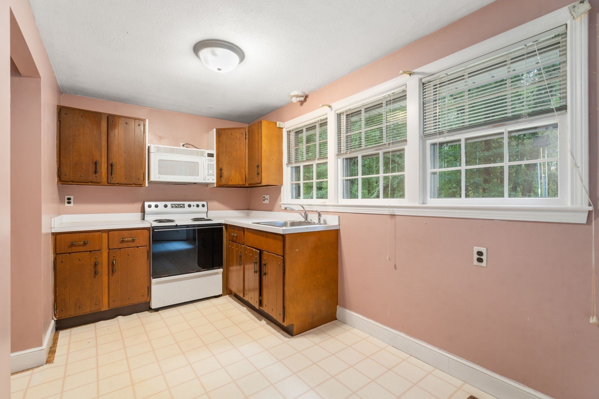 11 Summit Road, Southborough, MA, 11 Summit Road, Southborough, MA Photo #28