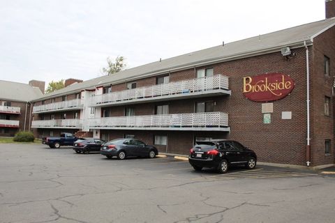 Photo of 126 Beaver St #5, Framingham, MA 01702 (MLS # 73474786)